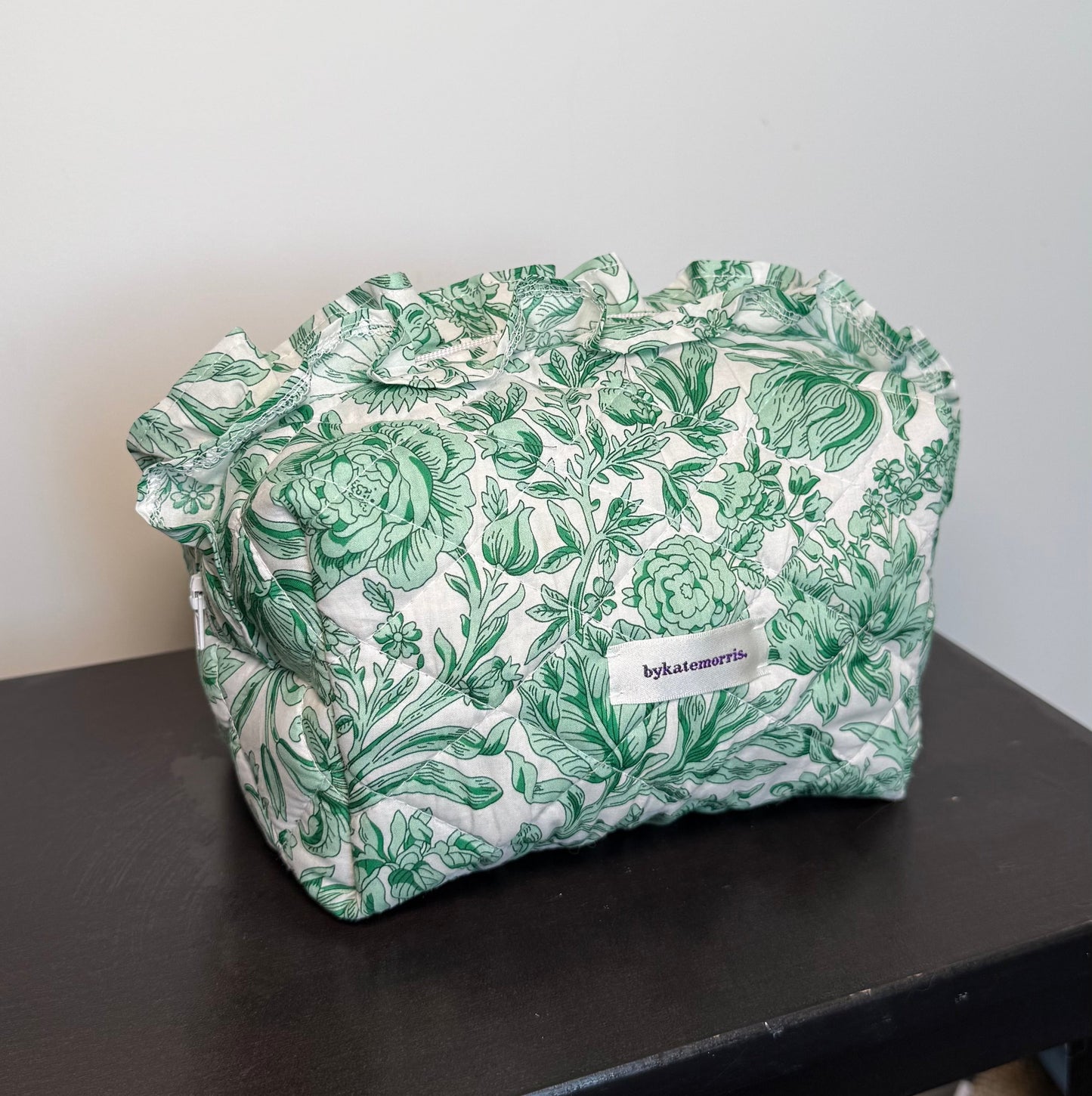 GREEN FRILL FLORAL QUILTED MAKEUP BAG