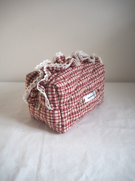 PINK LACE FRILL QUILTED CHECKERED MAKEUP BAG