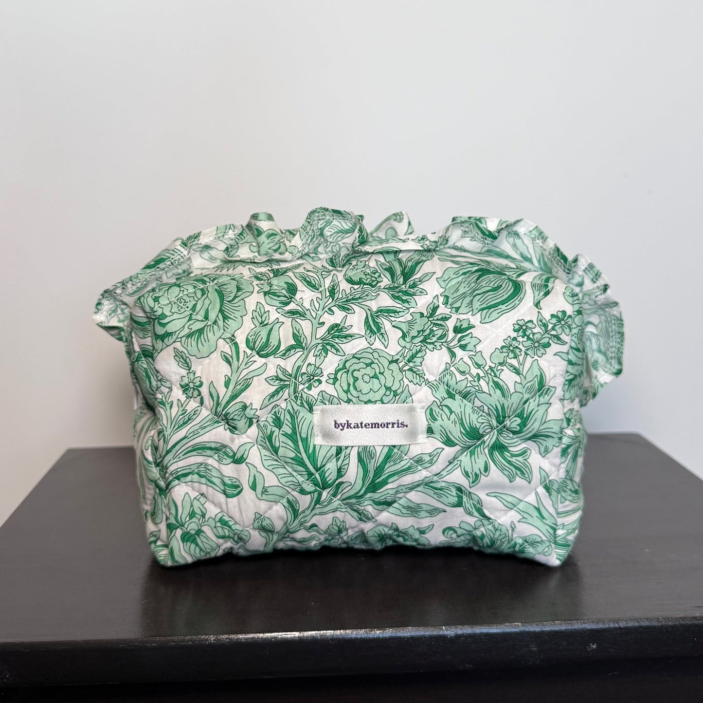 GREEN FRILL FLORAL QUILTED MAKEUP BAG