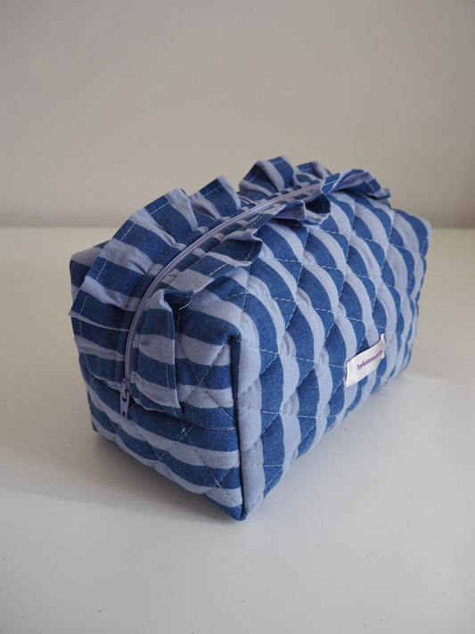 BLUE STRIPE FRILL QUILTED MAKEUP BAG